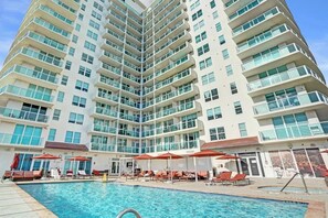 Pool - Bay View 1BR Retreat w/ Balcony in Coconut Grove (Miami)