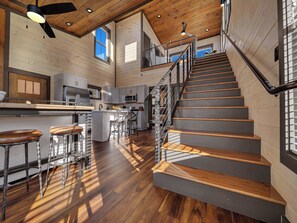 Interior - Beautiful New 2 Level Build I Private Hot🛁Tub I Fire Pit I Game Room (Sevierville)