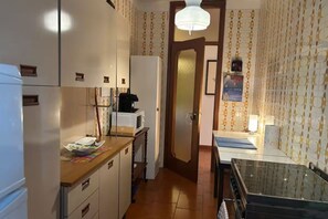 Frigorífico y microondas