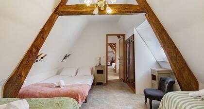 Guest Room 'Chambre Bleuet' with Breakfast Included