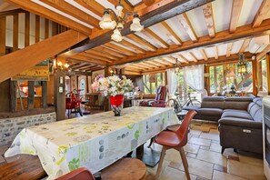 Dining - Guest Room 'Chambre Bleuet' with Breakfast Included (Lieurey)