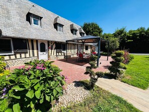 Exterior - Guest Room “Chambre Camélia” with Breakfast Included (Lieurey)
