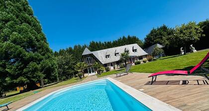 Villa 'Maison Normandy' with Shared Pool, Wi-Fi and Air Conditioning