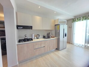 Private kitchen - Garden Breeze Pool & Beach Escape l Cefiro 101 (Dominicus)