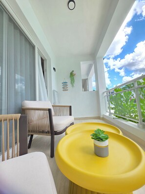 Terrace/patio - Garden Breeze Pool & Beach Escape l Cefiro 101 (Dominicus)
