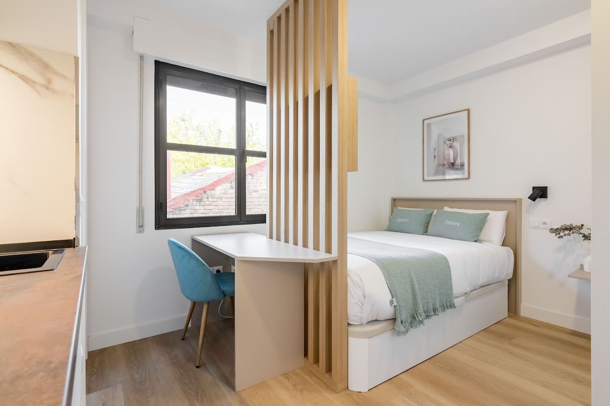 Grand Double Room | Iron/ironing board (on request), WiFi (free)