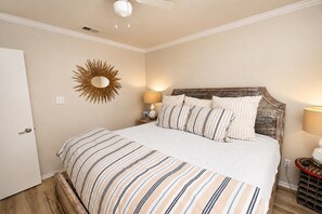 2 bedrooms, desk, iron/ironing board, WiFi - Remodeled 2 Bedroom Canal Front Condo Sandpiper Cove Resort Unit 3105 in Destin, FL (Destin)