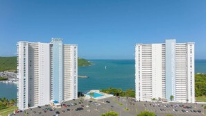 Sky view of Dos Marinas. - Baía Celeste: Oceanfront with amazing views (Fajardo)