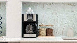 Coffee? We got you! - BayCay Suite • Oceanfront w/ Mountain Views (Fajardo)