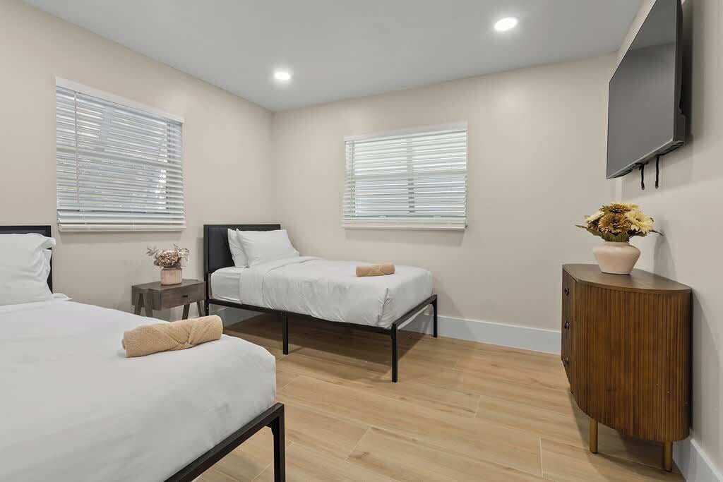 4 bedrooms, iron/ironing board, travel cot, WiFi