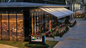 Tempat makan outdoor