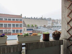 Interior - Bright apartment near Nation, ideal stay (Paris)