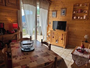 Dining - Peaceful stay in Gérardmer, close to activities (Gérardmer)