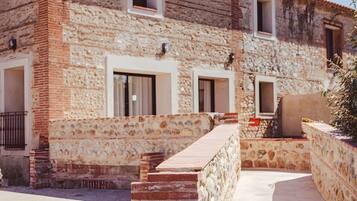 Enceinte de lâhĂ©bergement