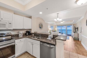 Condo, Multiple Beds (Crystal Tower 906) | Private kitchen | Oven - Crystal Tower 906 (Gulf Shores)