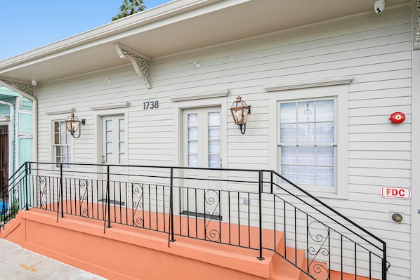 Exterior detail - Vibrant NOLA Retreat Jazz & Culture (New Orleans)