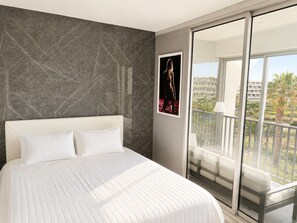 WiFi, bed sheets - Naturiste Cap d'Agde Héliopolis F 90 (Agde)