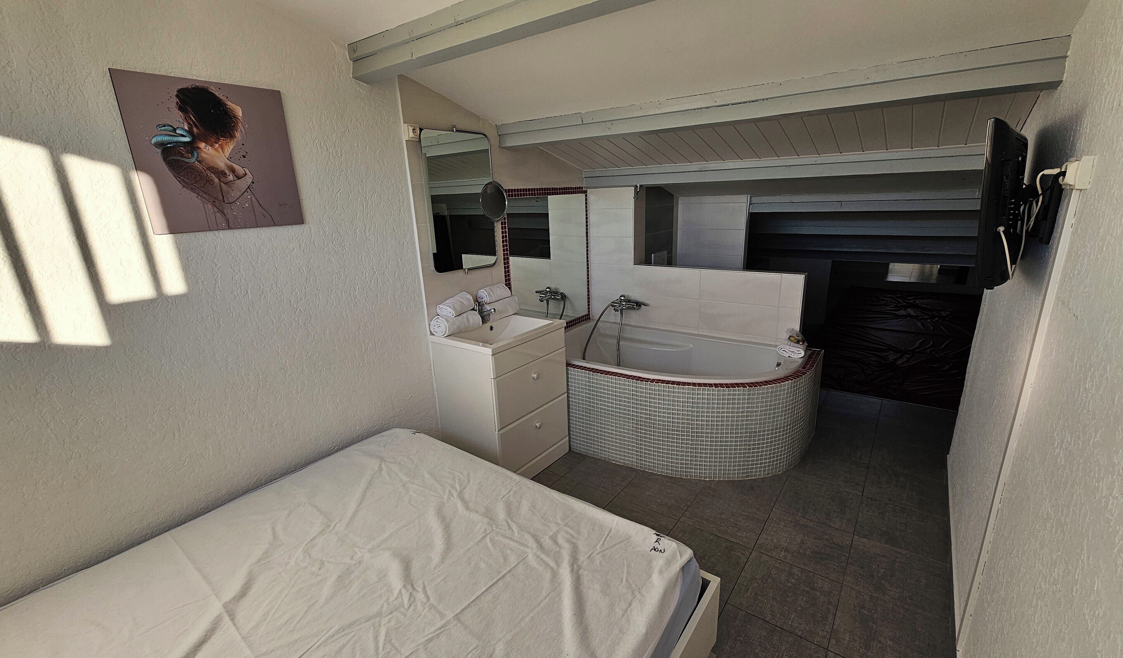 2 Schlafzimmer, Bügeleisen/Bügelbrett, WLAN, Bettwäsche