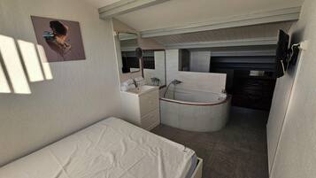 2 Schlafzimmer, Bügeleisen/Bügelbrett, WLAN, Bettwäsche