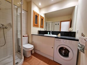 Bathroom - Comfortable apartment 50m from the beach (L'Escala)