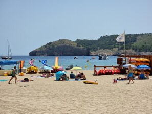 Tæt på stranden