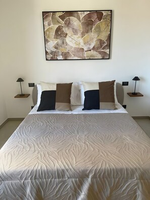 Room - Room '4' with Sea View, Wi-Fi and Air Conditioning (Balestrate)