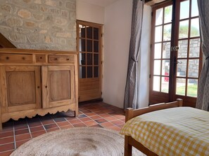 3 Schlafzimmer, Bügeleisen/Bügelbrett, WLAN