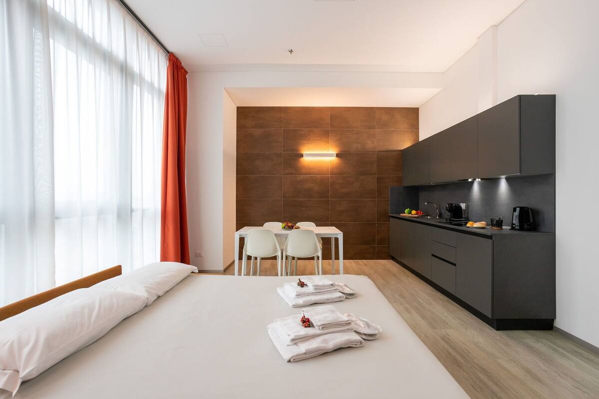 Deluxe Apartment, City View | Free WiFi