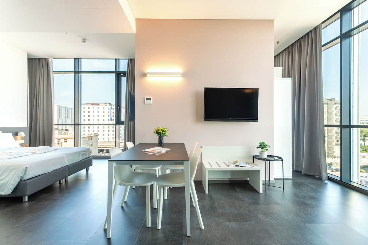 Apartamento luxo, vista para a cidade