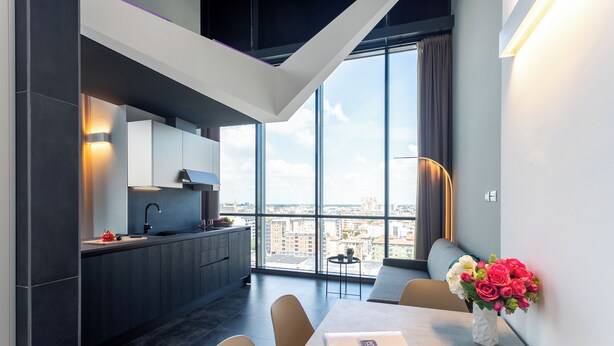 Departamento Deluxe, vista a la ciudad | Restaurantes