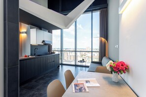 Deluxe Apartment, City View | Dining - Htm Hybrid Tower Mestre by Halldis (Mestre)