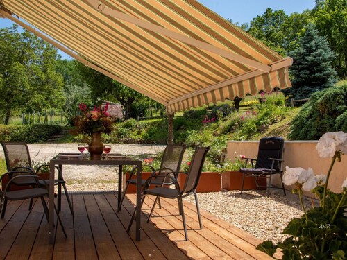 Charmante grange rénovée en Périgord, terrasse, animaux admis