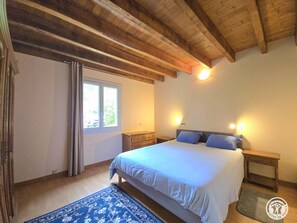 5 bedrooms, free WiFi - Cottage in Saint-Cybranet with private pool, pets allowed (Saint-Cybranet)