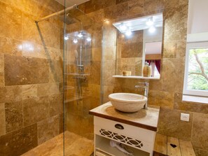 Hair dryer - Stone house with air conditioning and private pool in Dordogne (Saint-Crépin-et-Carlucet)