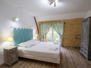5 habitaciones y wifi gratis 