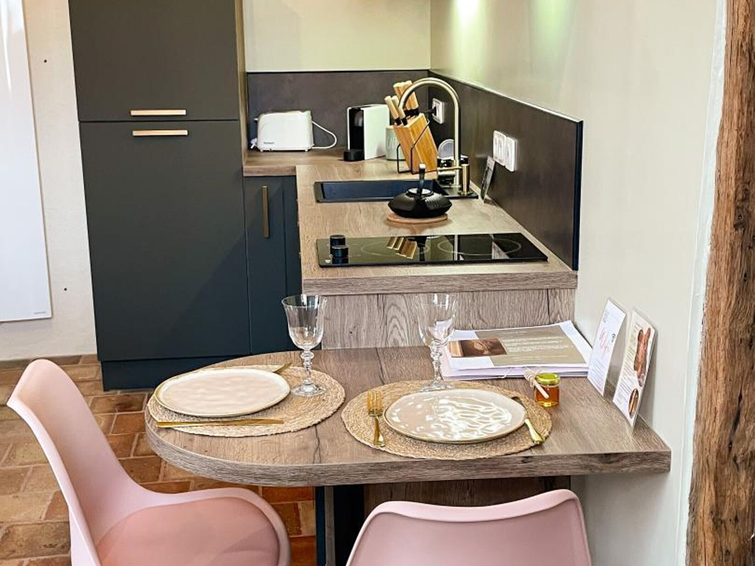 Kühlschrank, Mikrowelle, Geschirrspüler