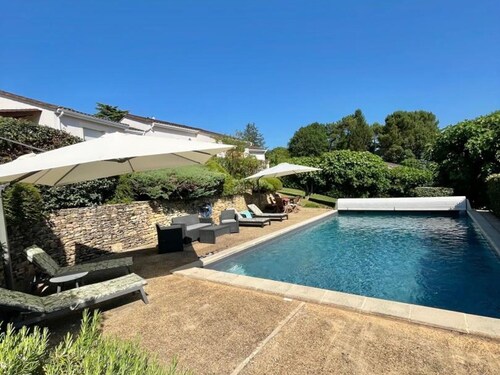 Charmante maison de campagne avec terrasse privative à Sarlat