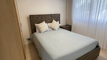 Classic Cottage | Wardrobe