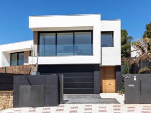 Exterior - VILLAS COSETTE / Villa Vicenç lujo con piscina privada y eficiencia energética en la Costa Brava ALQUILER TEMPORAL (Platja d'Aro)