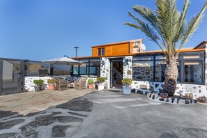 Exterior - Casa Abuela María with Private Terrace and Wi-Fi (La Oliva)