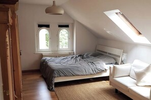 1 chambre, fer et planche à repasser, Wi-Fi, draps fournis