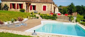 Charming house in Hautefort with private pool, pets allowed
