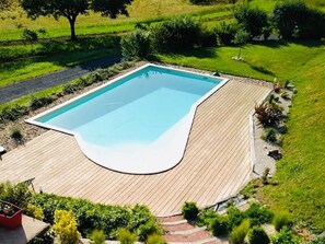 Pool - Charming house in Hautefort with private pool, pets allowed (Hautefort)