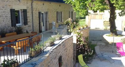 Maison périgourdine avec piscine chauffée et WiFi
