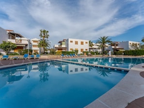 Pool - Ground Floor Apartment in Estival Park with Terrace, Pool & Parking Near La Pineda Beach (La Pineda)