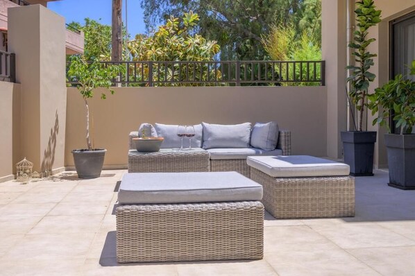 City House, 3 Bedrooms, City View | Terrace/patio - Elea Feel Like Home (Iraklio)