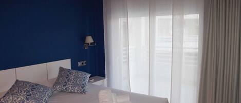 Wi-fi (inkludert) og sengetøy