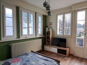2 bedrooms - Central apartment with large south-facing terrace for 4 people (Arâches-la-Frasse)