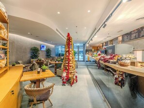 Dining - Dubai Marina 1-3 Month Rates Available (Dubai)