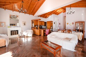House - Villa Fantasia in Katavolos (Corfu)